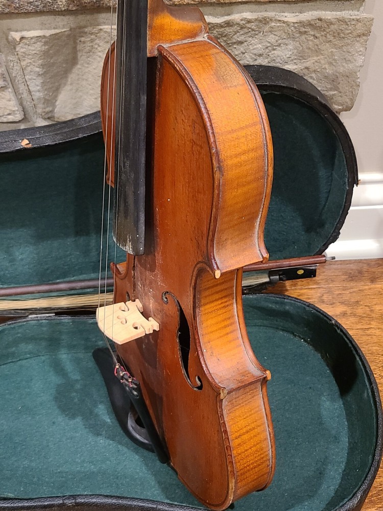 Nikolaus Amatus Violin With Case 1645