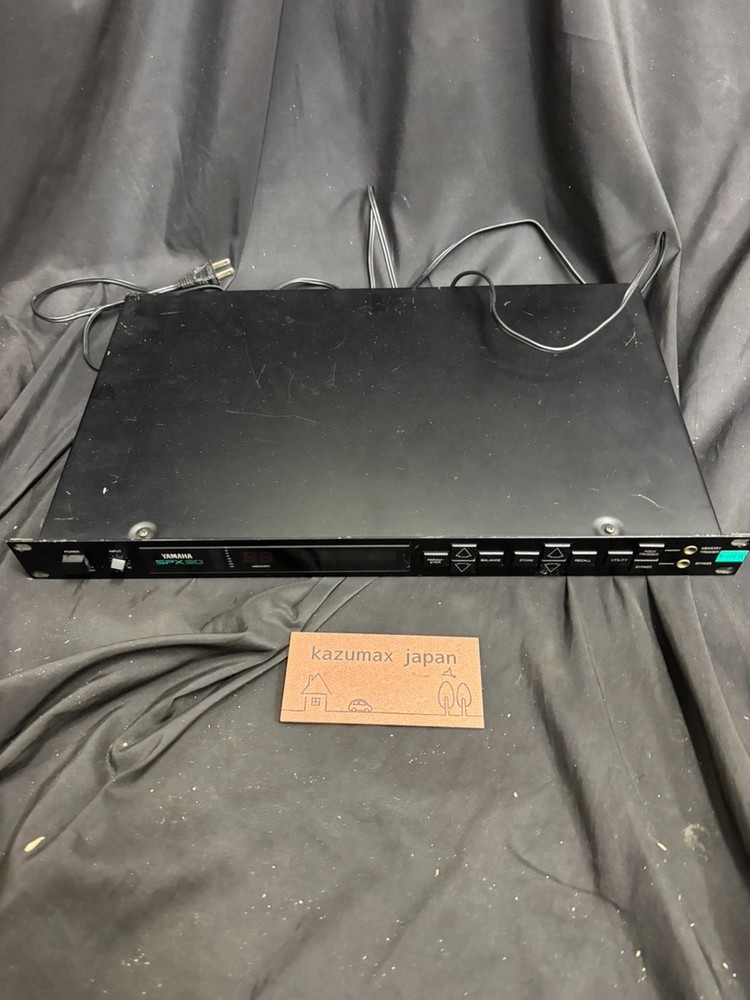 Yamaha SPX90 Digital Multi Effects Processor Powers On Needs repair Display