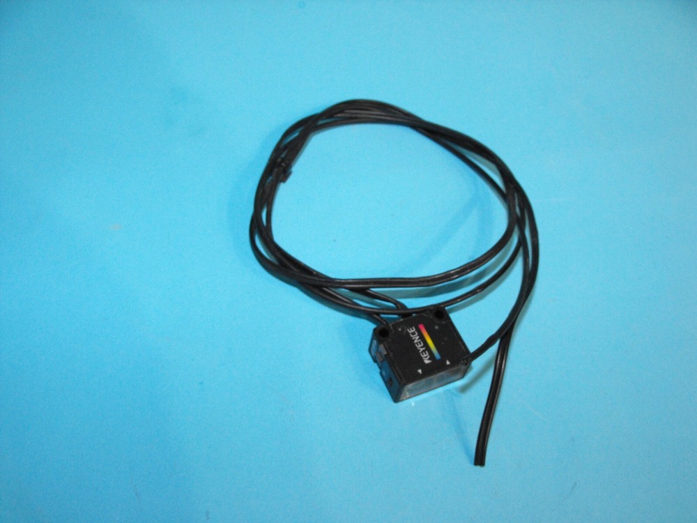 Keyence CZ-H32.Laser Sensor.N7145355.USED