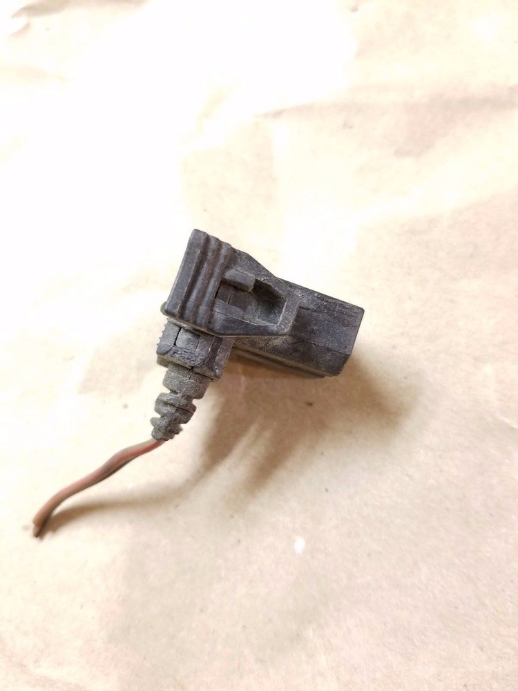 OEM BMW e30 e34 e36 differential speed sensor pigtail 325i 325is 318is 325ic m3