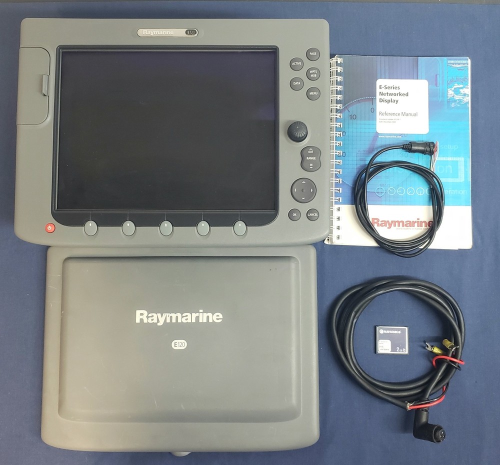 Raymarine E120 Classic GPS Chartplotter MFD & Navionics US Charting
