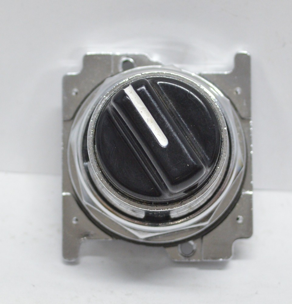 NEWCutler-Hammer 212-232 2 Position Selector Switch