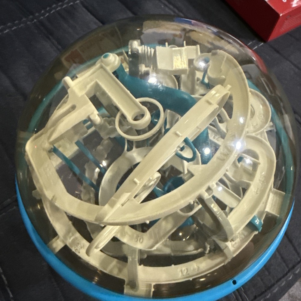 Perplexus Epic Interactive 3D Puzzle Ball Spin Master Games Sphere Maze