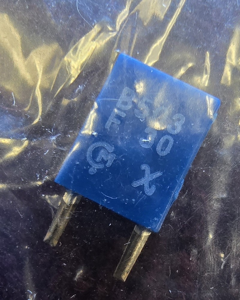 RCA 200210 Resonator Crystal * NEW in PACKAGE *