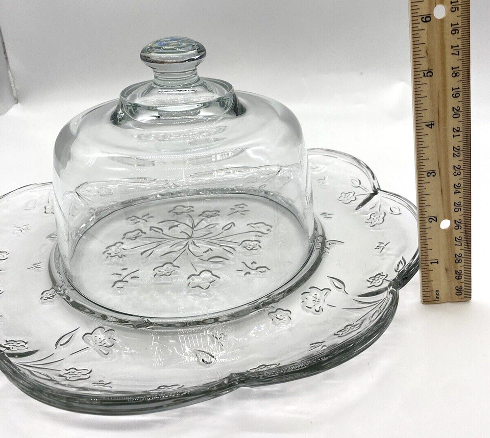 Toscany Savannah, COVERED CHEESE Cracker PLATTER with Scalloped Edge