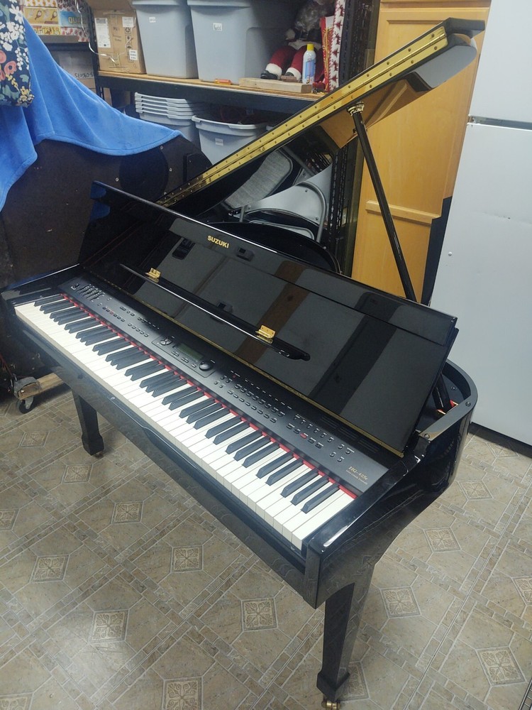 Suzuki Hg-425e Digital Piano