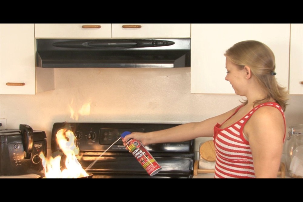 (2 pack) Fire Gone 16 oz Fire Extinguishing Spray