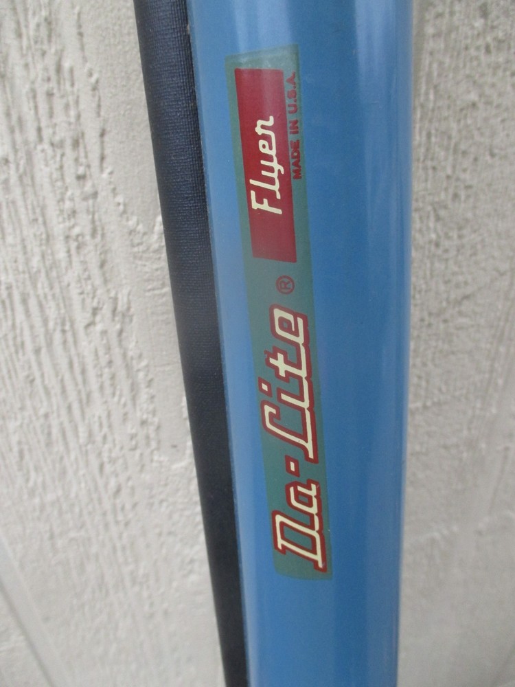 projector screen pull down da lite flyer