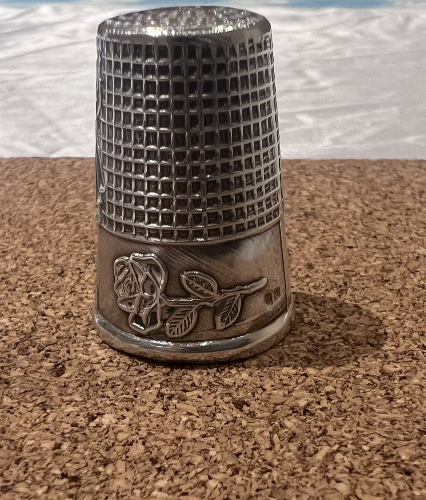 Vintage Real Silver Thimble - Stitching Thimble