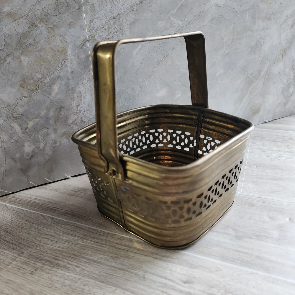 5" X 5" X 3" Pierced Solid Brass Basket Adjustable Hinged Handle Made In India