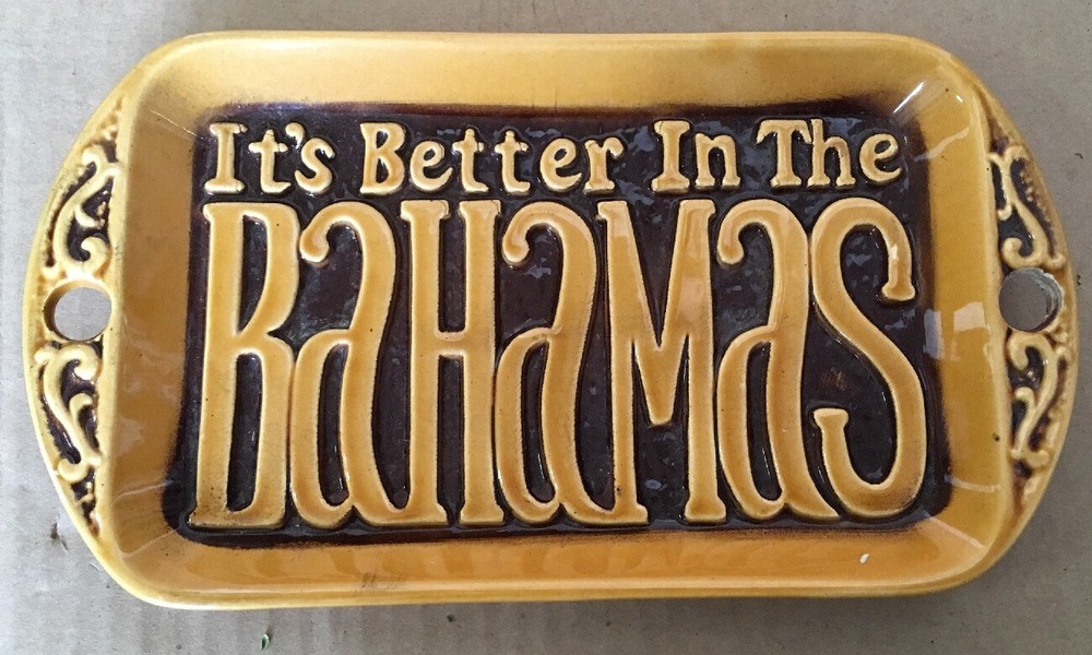 Trinket Dish Tray Plate Wall Ash Tray