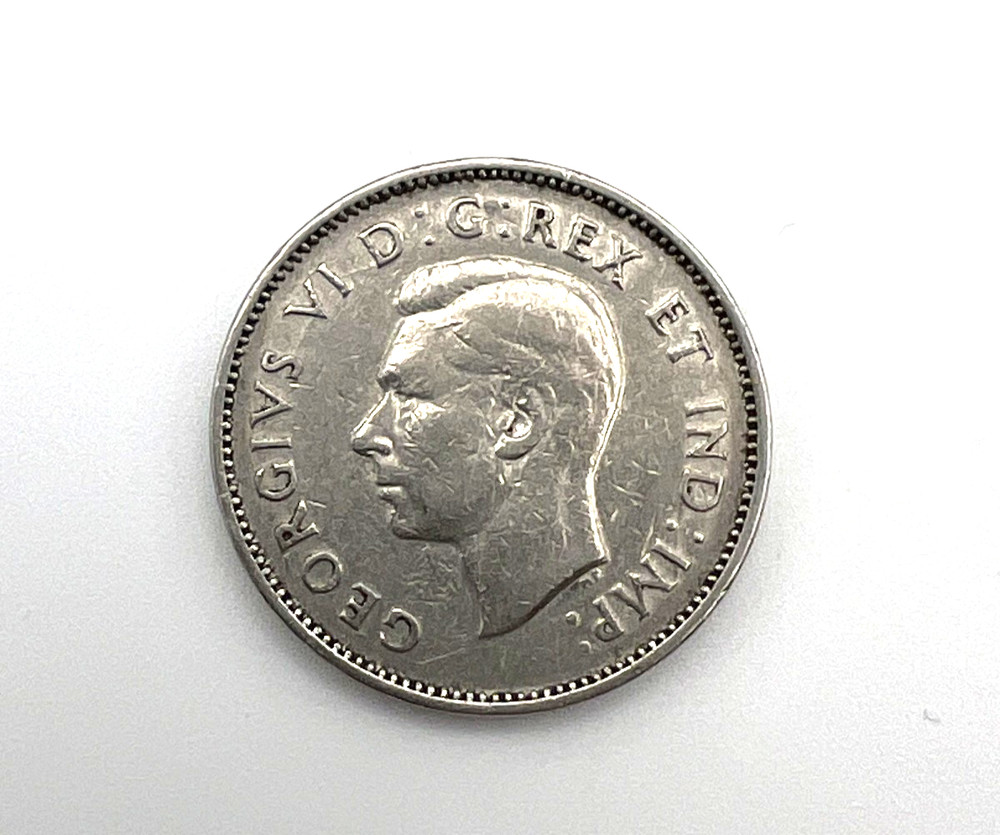 VINTAGE 1941 CANADA 5 CENT COIN