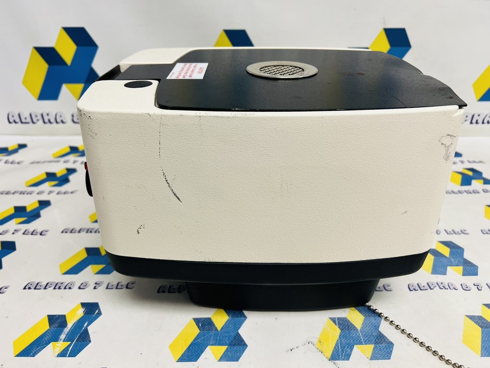 Adams Micro-Hematocrit II Centrifuge