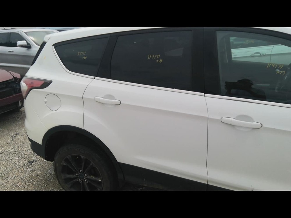 2015 - 2018 FORD FOCUS Audio Equipment Radio Control Panel