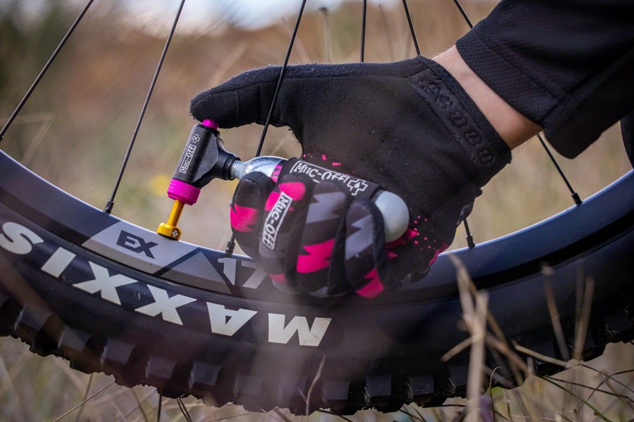 Muc-Off MTB Inflator Kit