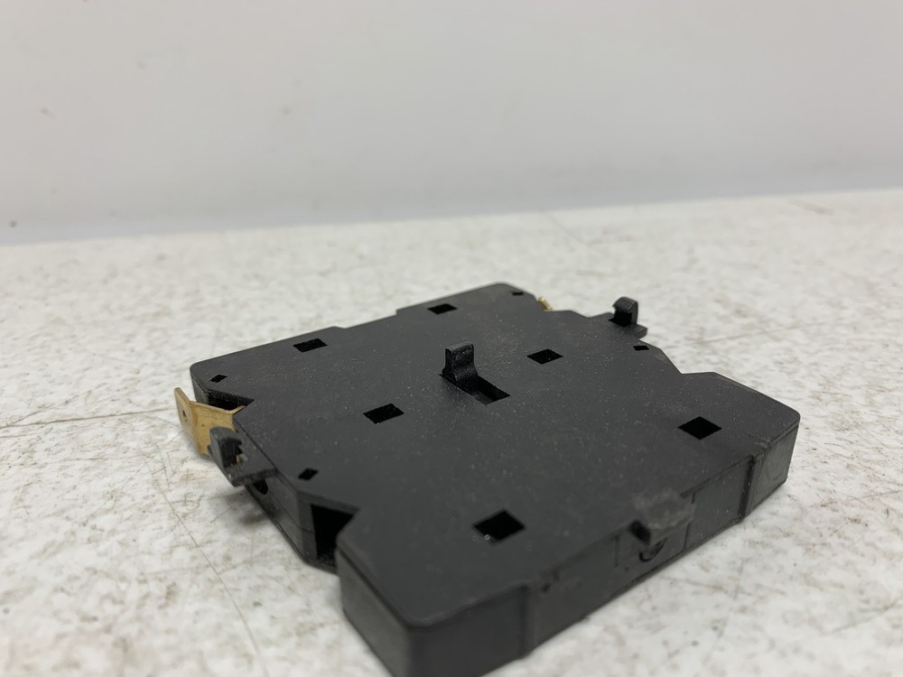 Mars 61615 Microswitch Block SPDT for 3P 25-60A