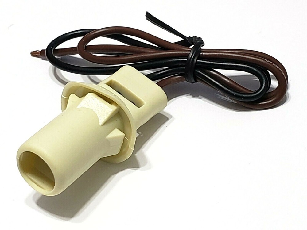 GM Front Or Rear Side Marker & Park Light Lamp Bulb Wiring Harness Socket D64