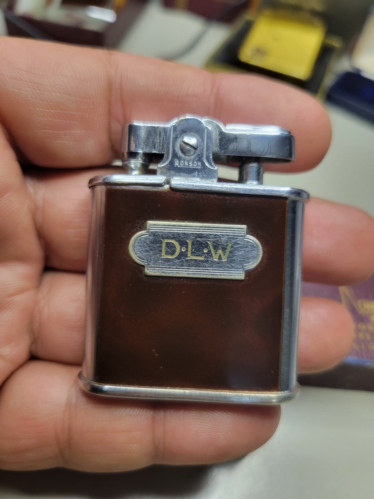 Vintage 1941's Ronson Whirlwind Lighter Brown Original Box (WORKING)