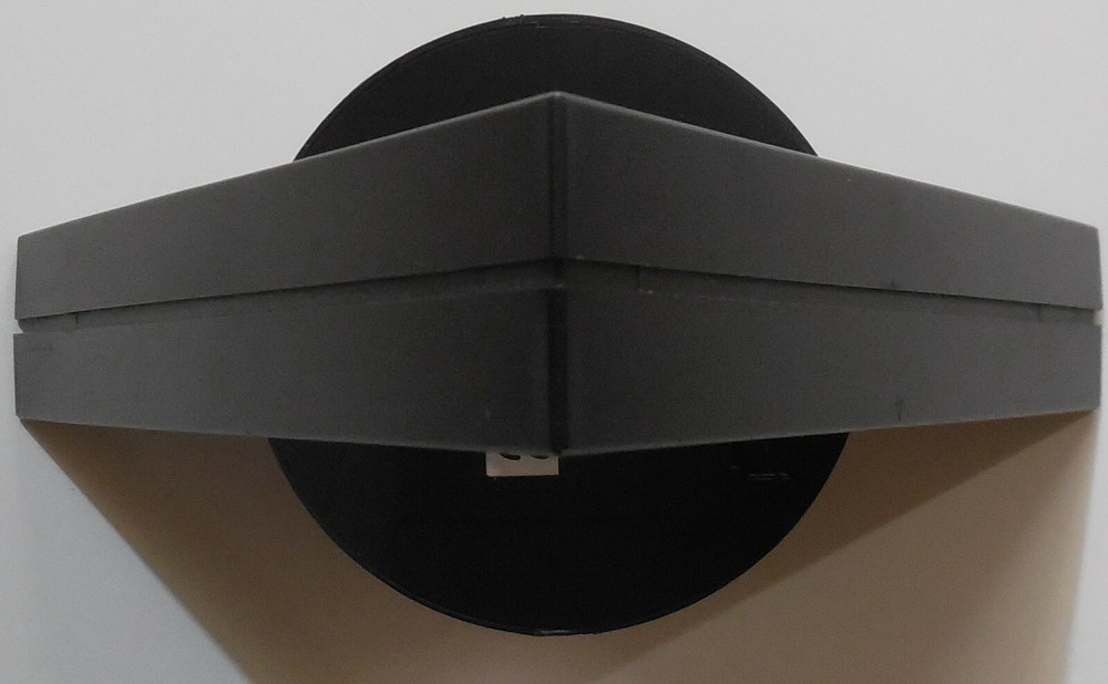 MICARDIS TRIANGLE PLASTIC DESIGN WATCH