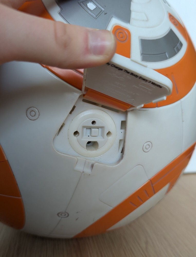 (NEEDS REPAIR) SpinMaster BB-8 Star Wars Interactive Hero Droid w/ accessories