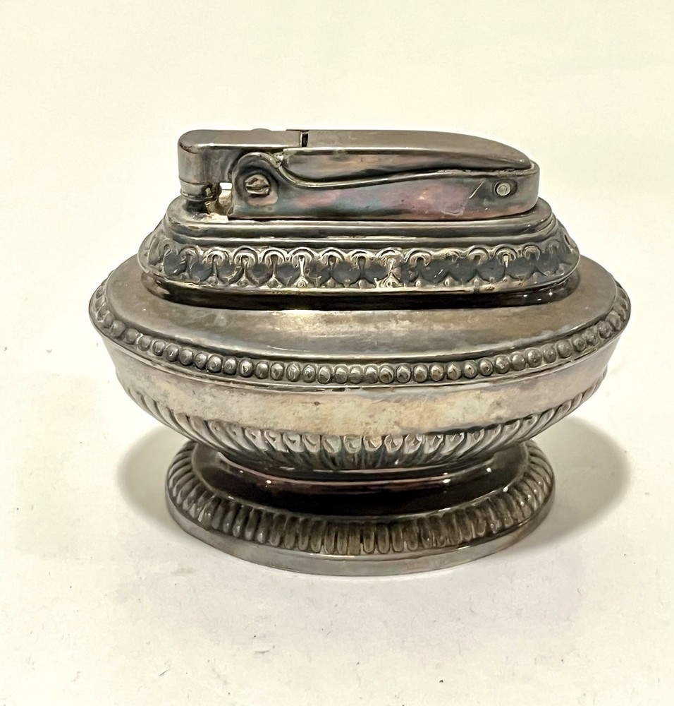 Vintage 40’s Ronson Queen Anne Silver Plate Table Lighter Statement Piece EUC