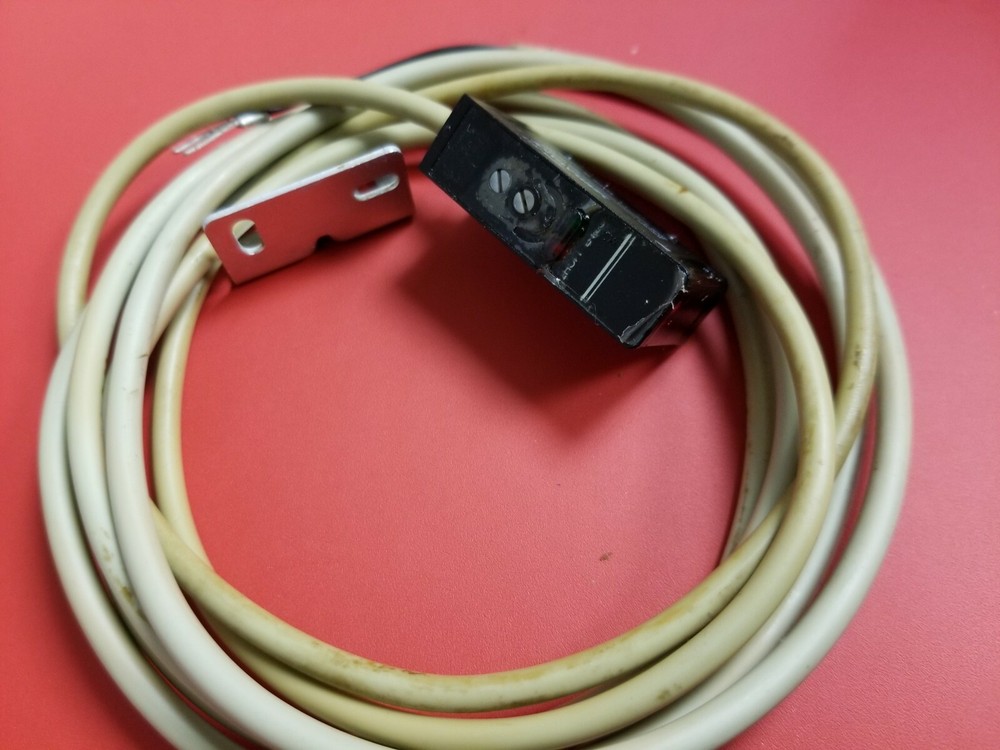 Yamatake Photoelectric Microswitch Sensor HPA-R11