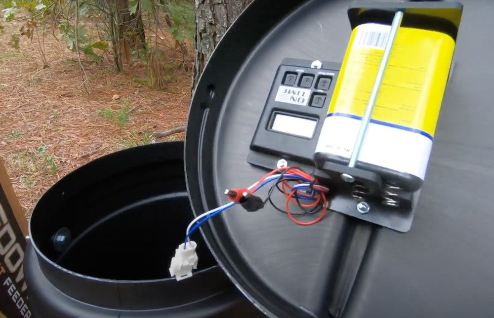 On Time Rice Bran Feeder