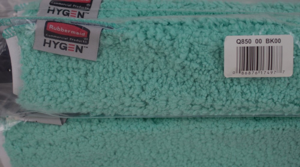 SINGLE Rubbermaid Executive HYGEN High-Performance Flexible Microfiber Duster