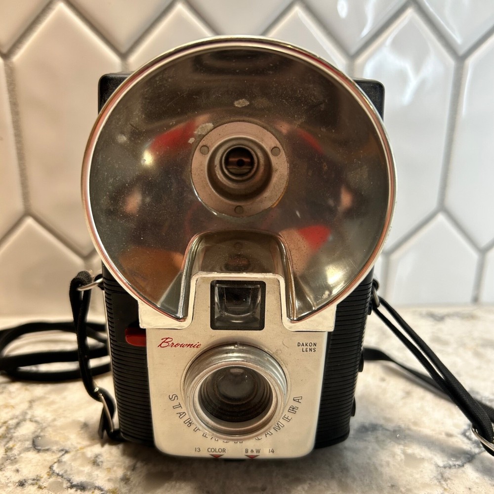 Vintage Kodak Brownie StarFlash Camera With Strap. Untested.