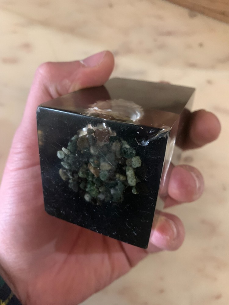 VINTAGE JAPAN PEARL SHELL LIGHTER