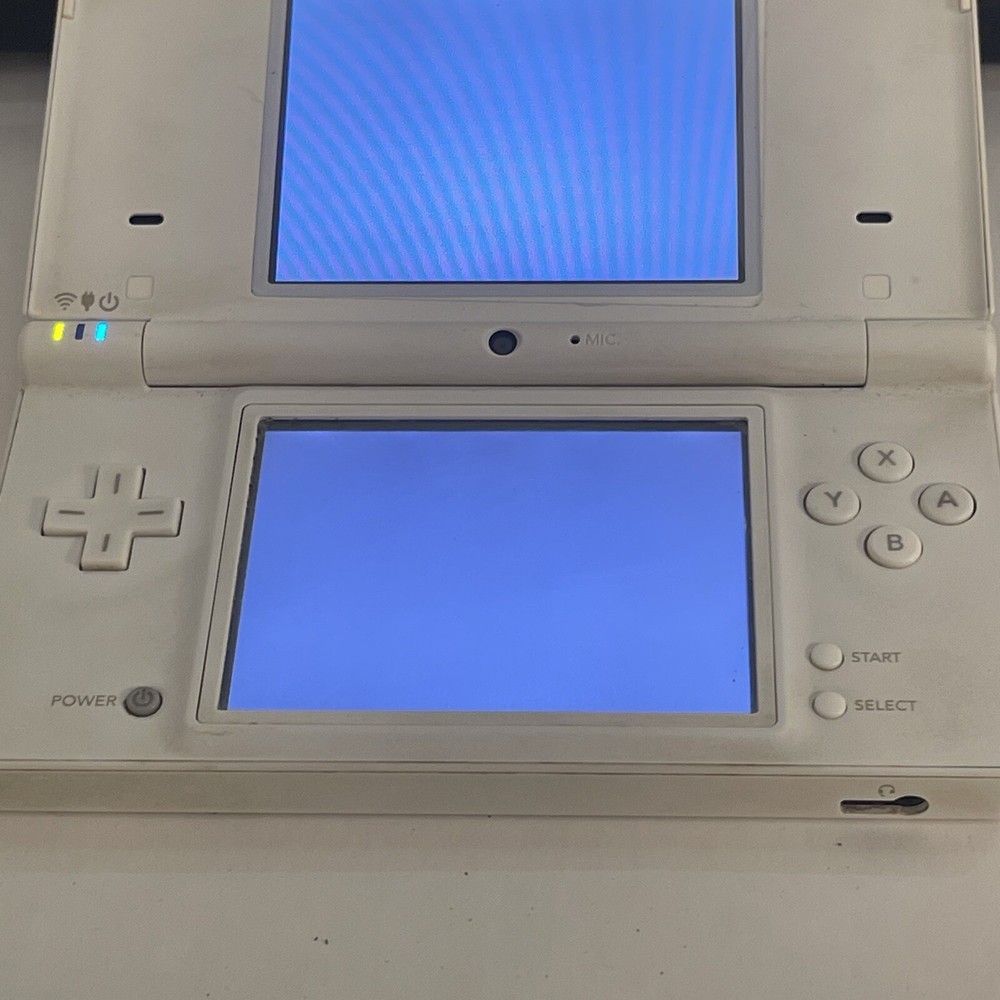 Nintendo DSi Bundle White DS System TESTED with Charger