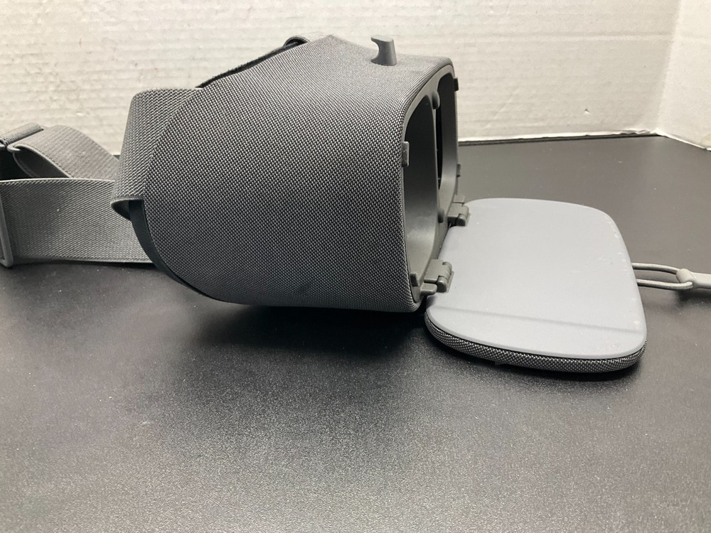 Google Daydream View Smartphone VR Headset with Remote D9SCA