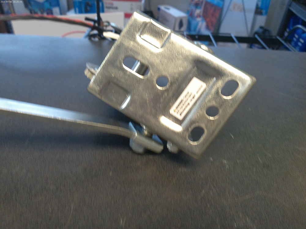 Curt 29423 900lb Trailer Winch