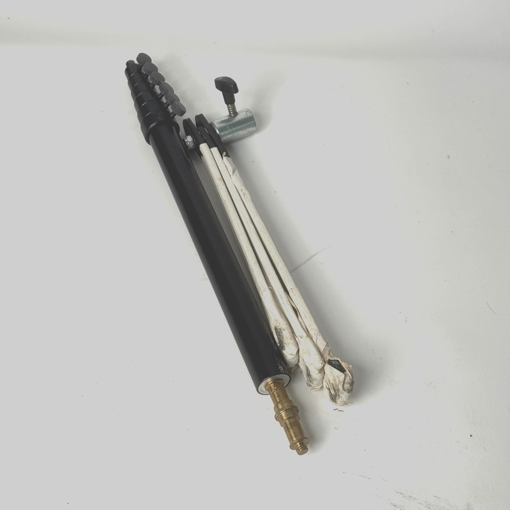 Folding low profile foldable LiteStand 21"- 82" - Great Background Stand