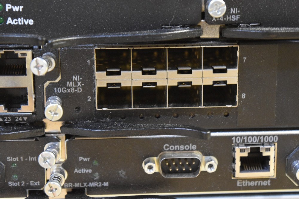 Brocade MLXE-4 Core Router - Assorted Modules *READ*