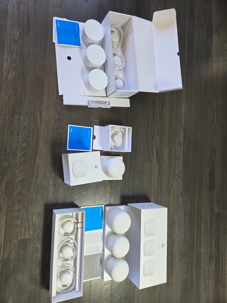 Google Nest Wifi Router and 2 Points & Google Wifi Router and 2 Points Combo
