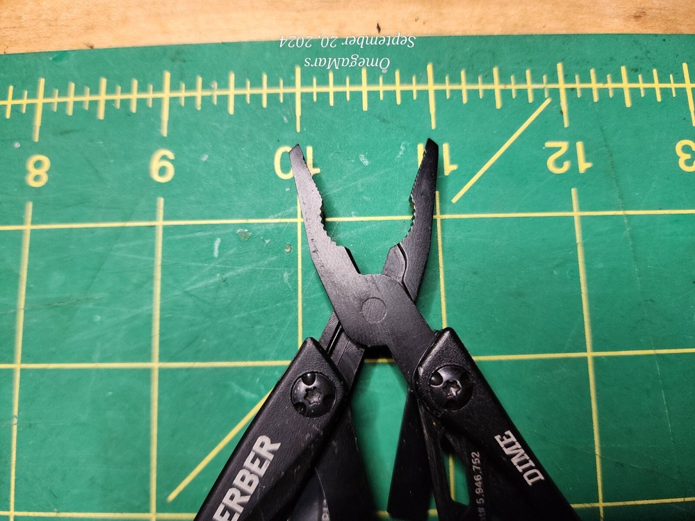 Gerber Dime multi tool x1 good-great conditions, READ the description please.