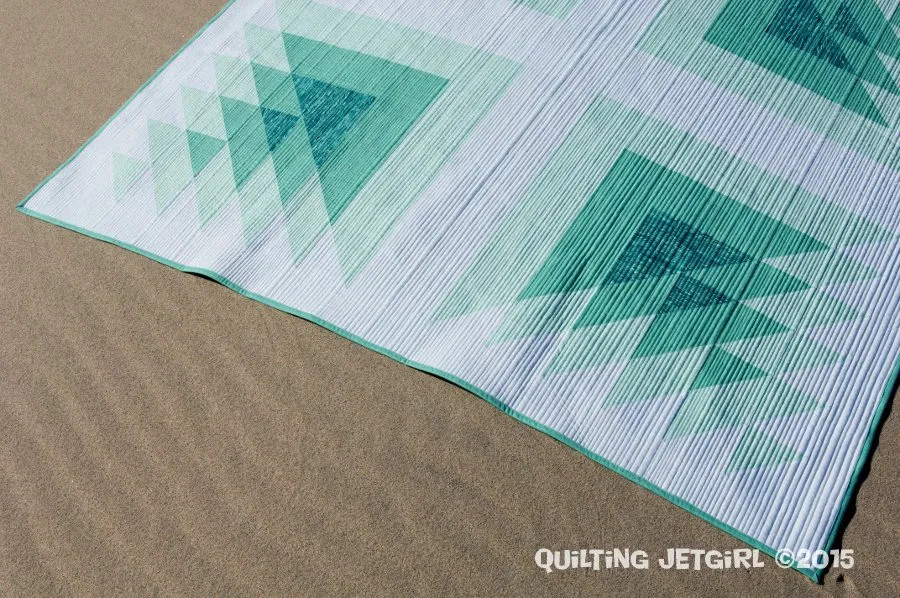 Triangle Transparency Pattern by Quilting Jet Girl