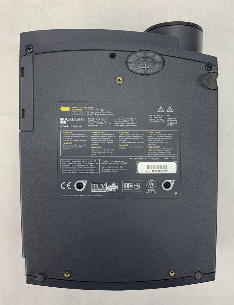 Boxlight CD-450m LCD Projector