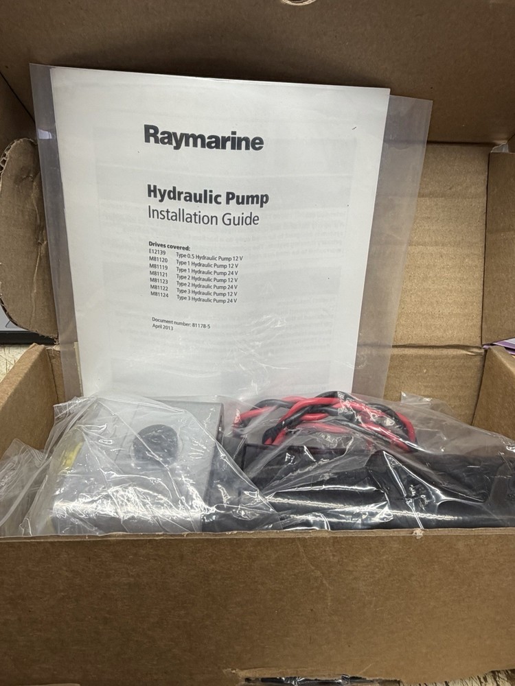 Raymarine EV-100 Power Evolution Autopilot T70154