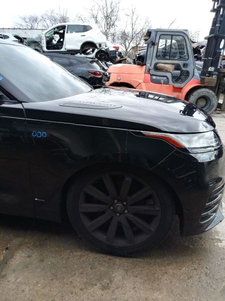 2018 Range Rover Velar Windshield Mounted Lane Keep Assist Camera J8A2-19H406BE