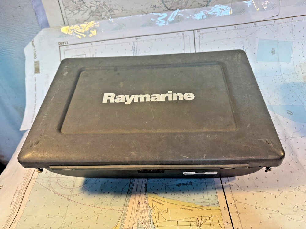 Raymarine C120W E62113 12" MFD FishFinder Radar GPS Chartplotter Display