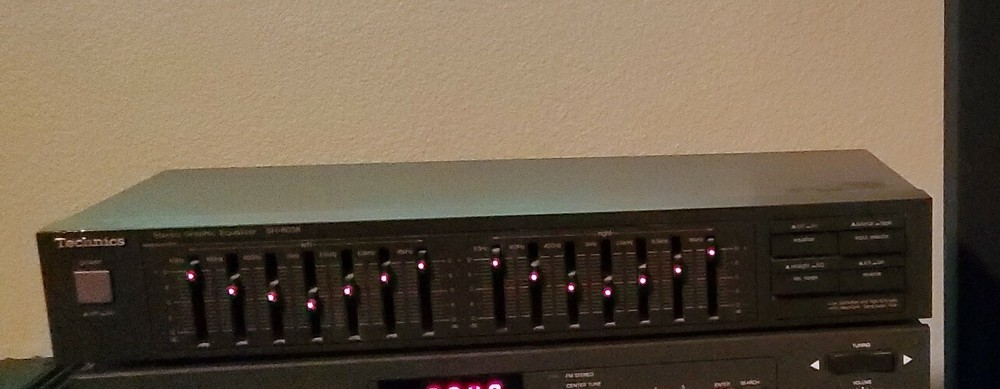 Technics SH-8038 2-Channel Stereo 7 Band Graphic Equalizer *Tested & Working*