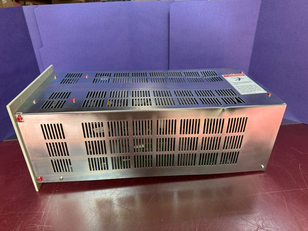 AS IS POWERS ON Varian 9297010 Dual Ion Pump Controller