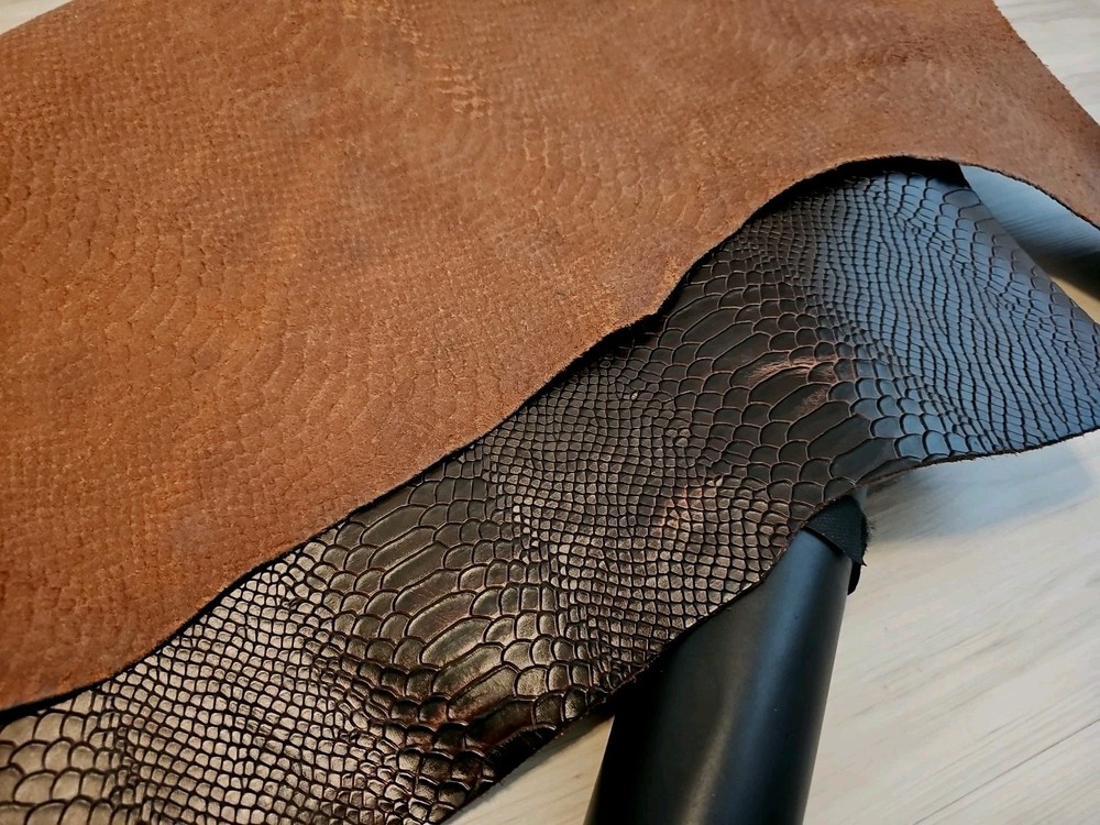 4-5oz DARK SABLE BROWN PULL UP SNAKESKIN EMBOSSED LEATHER HIDE SHOULDER PANEL 7+