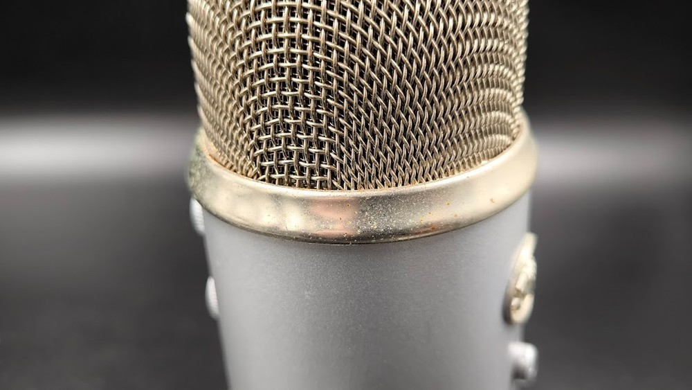 Blue Yeti Working Silver Microphone Used