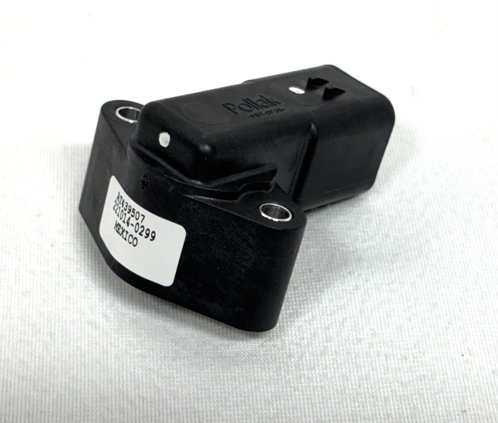 John Deere AT439507 Rotary Hall Effect Sensor, New