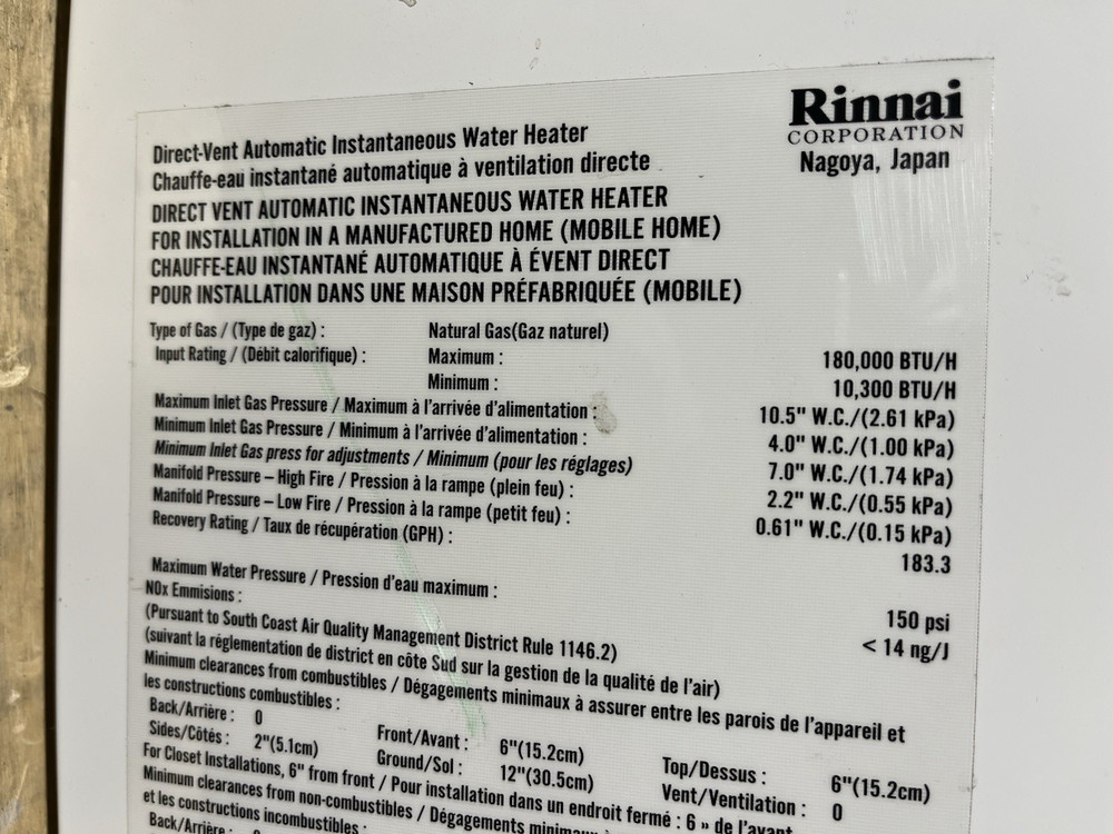 Rinnai V75iN Indoor Tankless Water Heater 180k BTU Natural Gas (B-28 #1606)