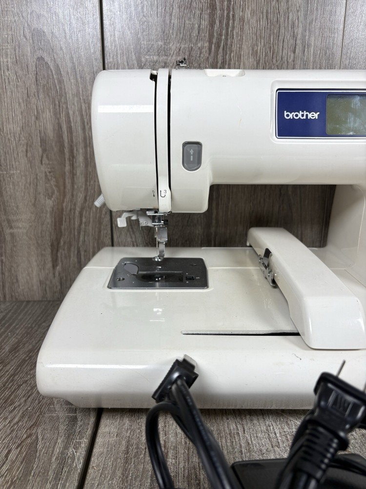 Brother PE-150 Computerized Embroidery Machine TESTED - With Pedal!