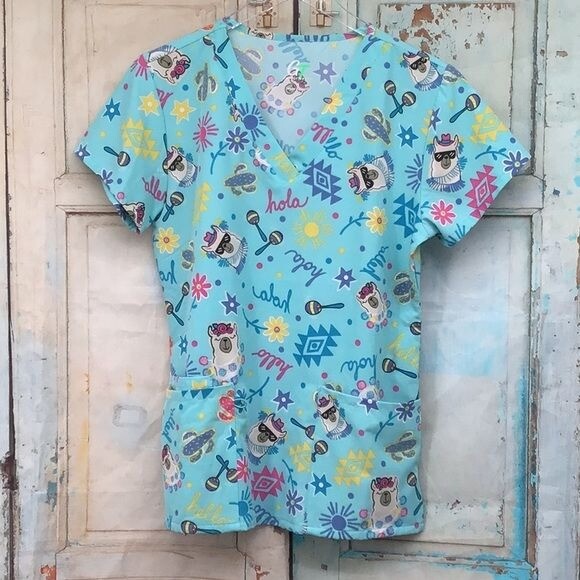 GT Performance Scrub Top~ Llama ~ Medium